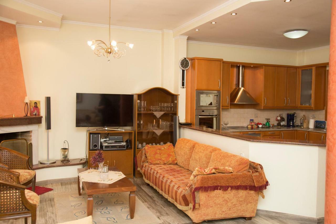 Veta'S Spacious Central Apartment 세레스 외부 사진